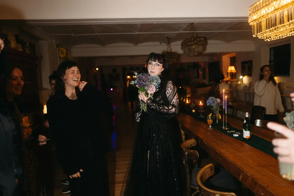 alternative-hochzeit-berlin-braut-bar-innenraum alternative-hochzeit-berlin-braut-bar-innenraum