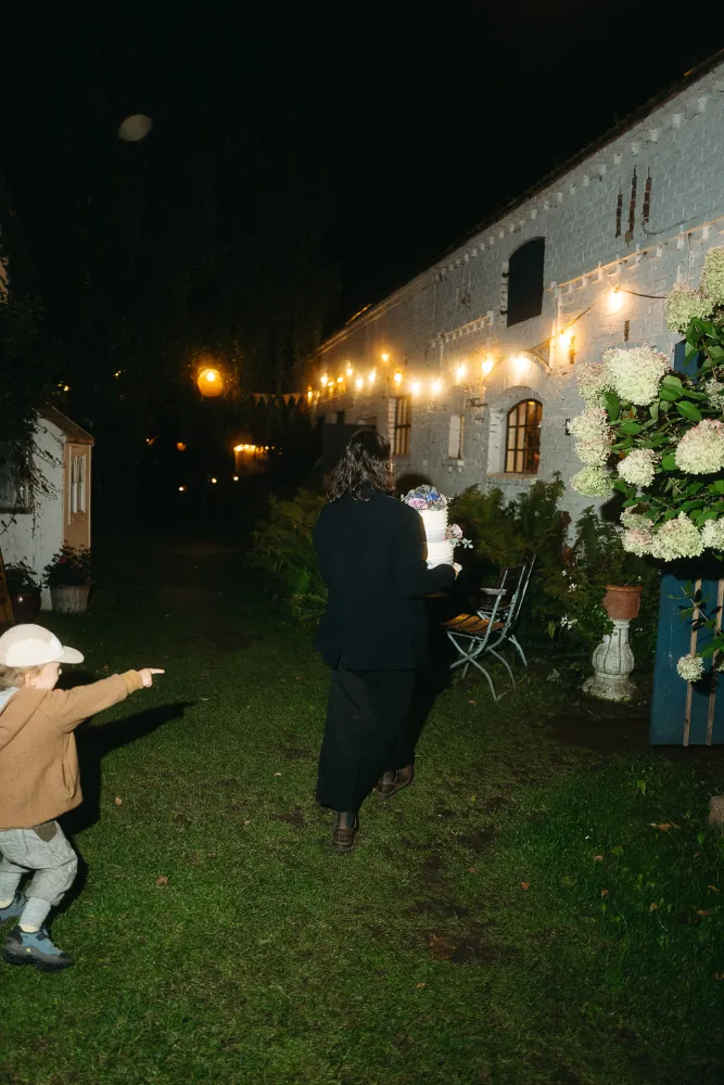 hochzeitsreportage-berlin-abend-location-aussen hochzeitsreportage-berlin-abend-location-aussen