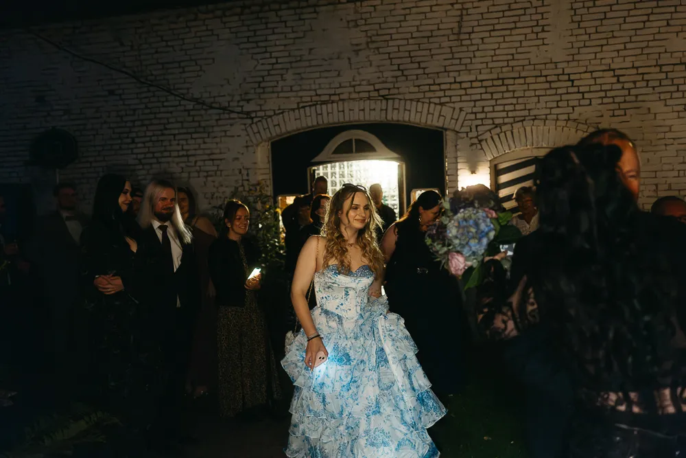 hochzeitsreportage-berlin-umarmung-emotionale-momente hochzeitsreportage-berlin-umarmung-emotionale-momente