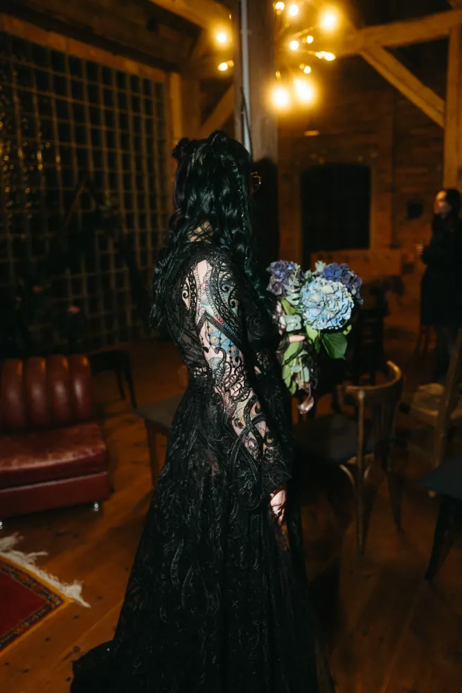 moderne-hochzeitsfotografie-berlin-brautkleid-bewegung-innen moderne-hochzeitsfotografie-berlin-brautkleid-bewegung-innen