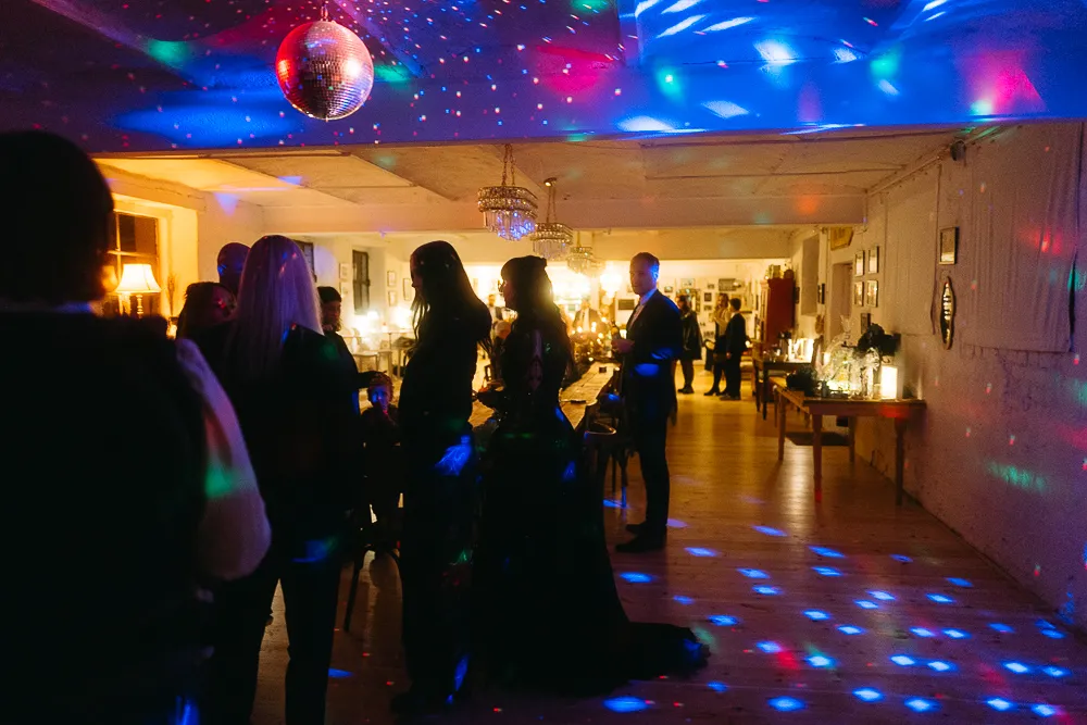 moderne-hochzeitsfotografie-berlin-party-tanzflaeche moderne-hochzeitsfotografie-berlin-party-tanzflaeche